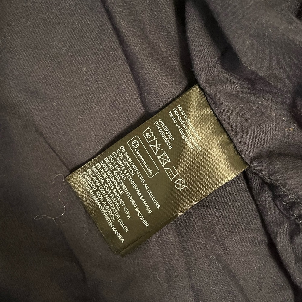 H&M Cheetah Button Down - Picture 5 of 5